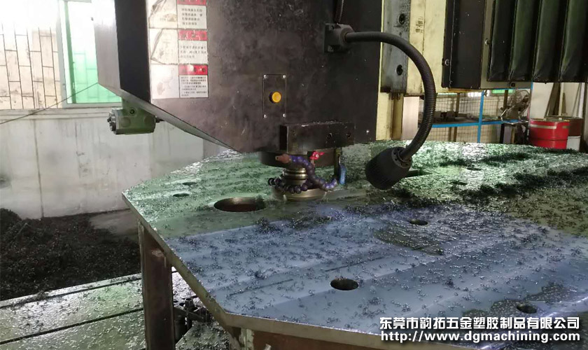 大型機(jī)械加工廠常用的裝夾方法有哪些 大型機(jī)械加工廠常用的裝夾方法有哪些